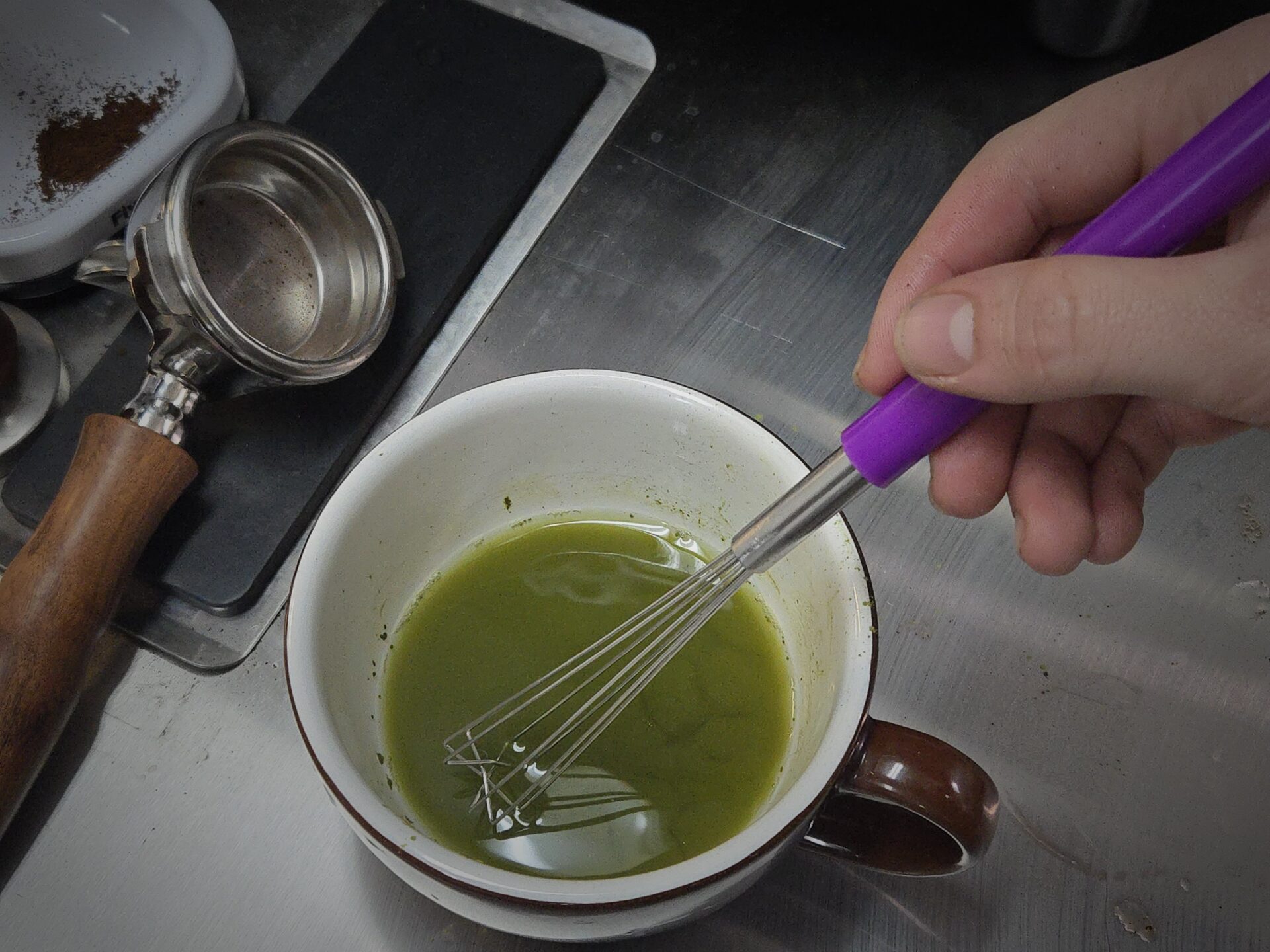 10.25" Triangle Whisk, Stainless Steel, Purple Sleeve - Image 2